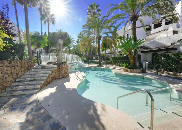 2035 Golden Modern Appartement *