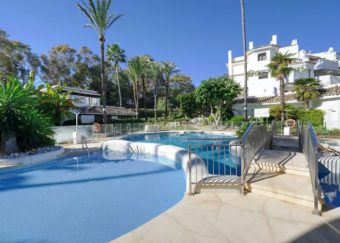 2035 Golden Modern Marbella